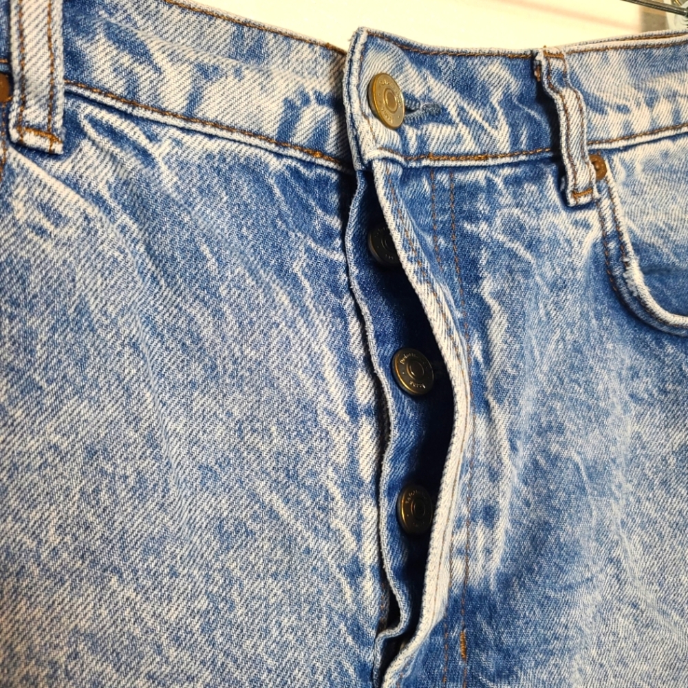 Reformation Charlie Cuffed High Rise Jean Shorts Size 29 - Picture 8 of 10